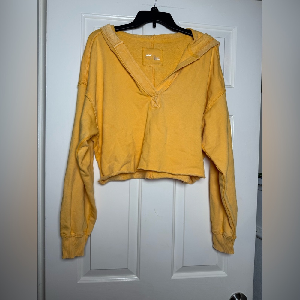 Aerie Cropped Vneck Hoodie‎ Sweatshirt Pullover